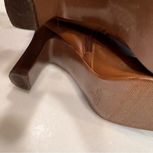 Bruno Valenti Square Toe Brown leather Ankle Boots Size 9 Made In Brazil - Picture 9 of 10